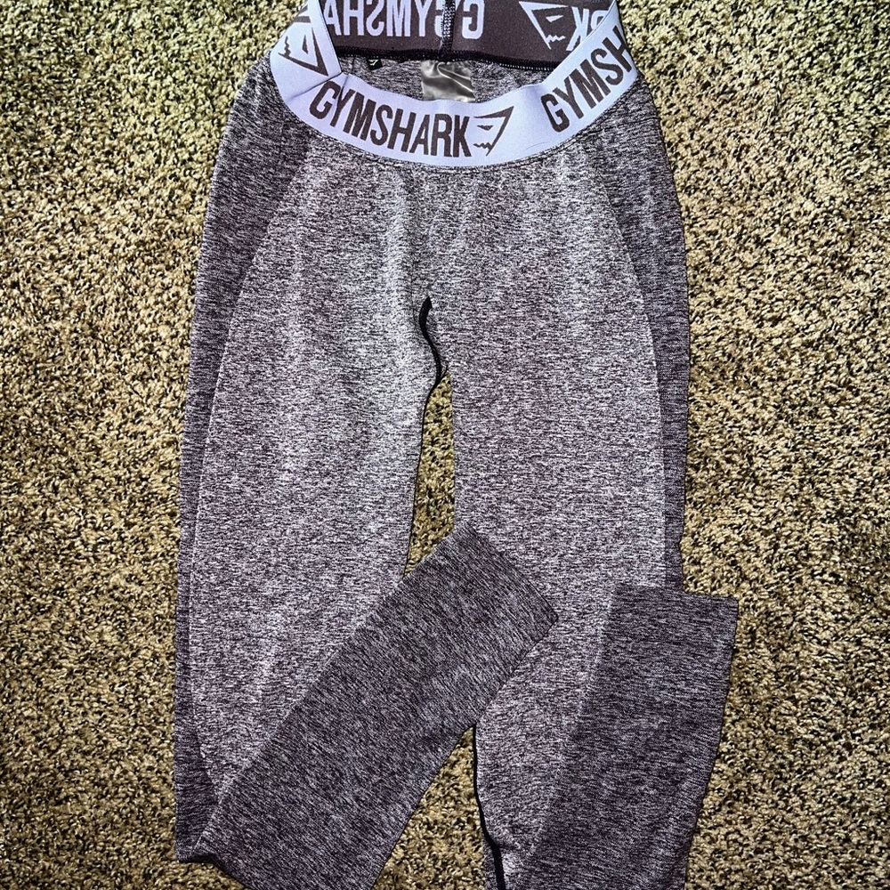 Purple gym shark leggings